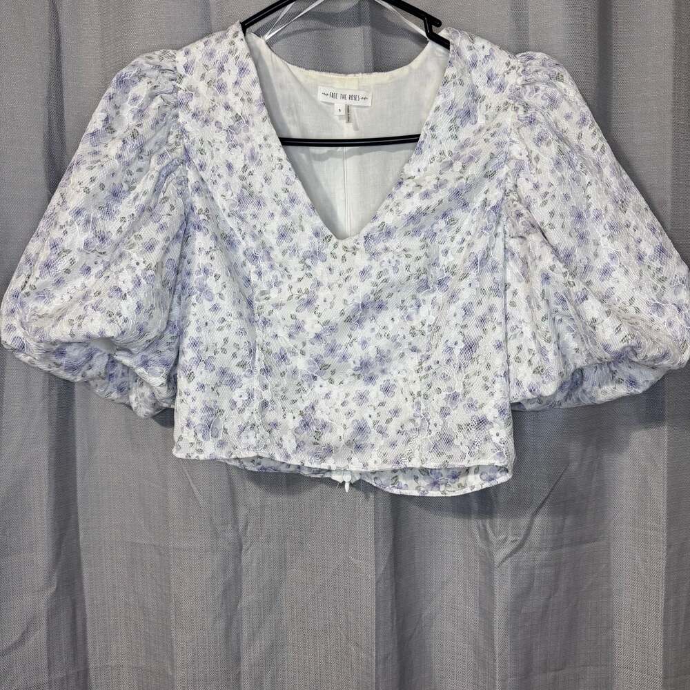 Free The Roses Floral Lace Puff Sleeve Crop Top